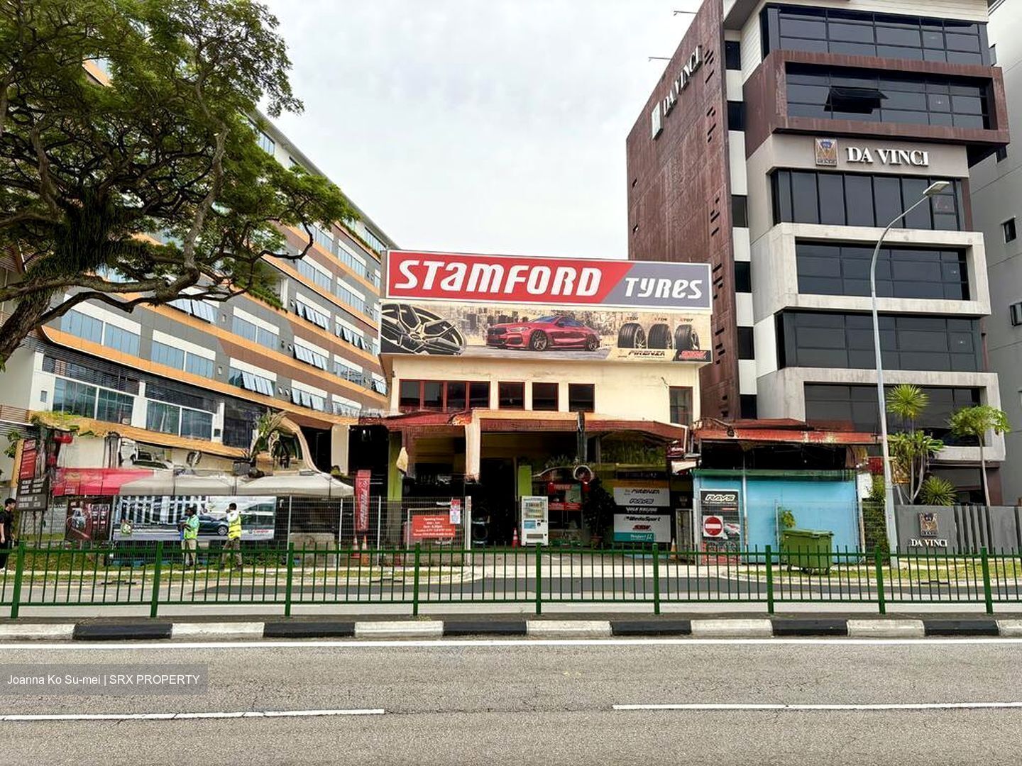 Macpherson Road (D13), Factory #496137251